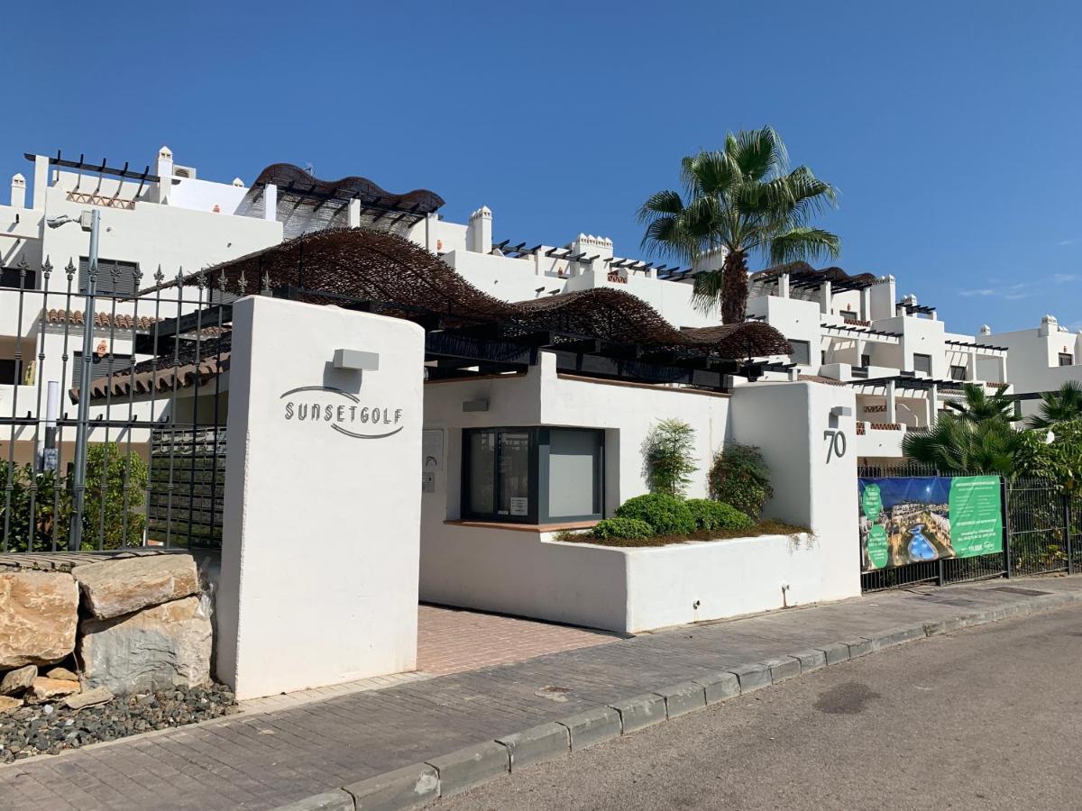 Sunset Golf&Pool Estepona Exterior foto